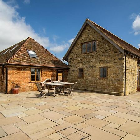 Parkfields Barns Self Catering Accommodation Buckingham Bagian luar foto