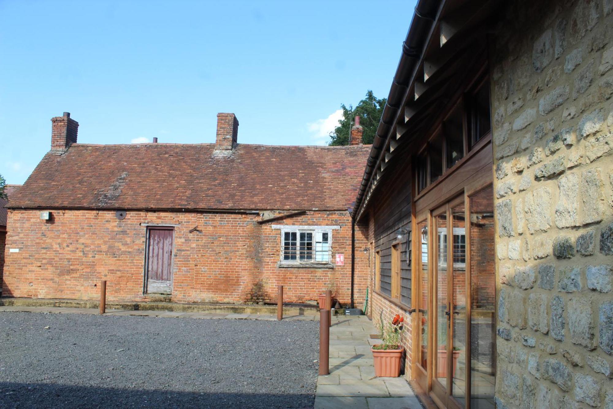 Parkfields Barns Self Catering Accommodation Buckingham Bagian luar foto